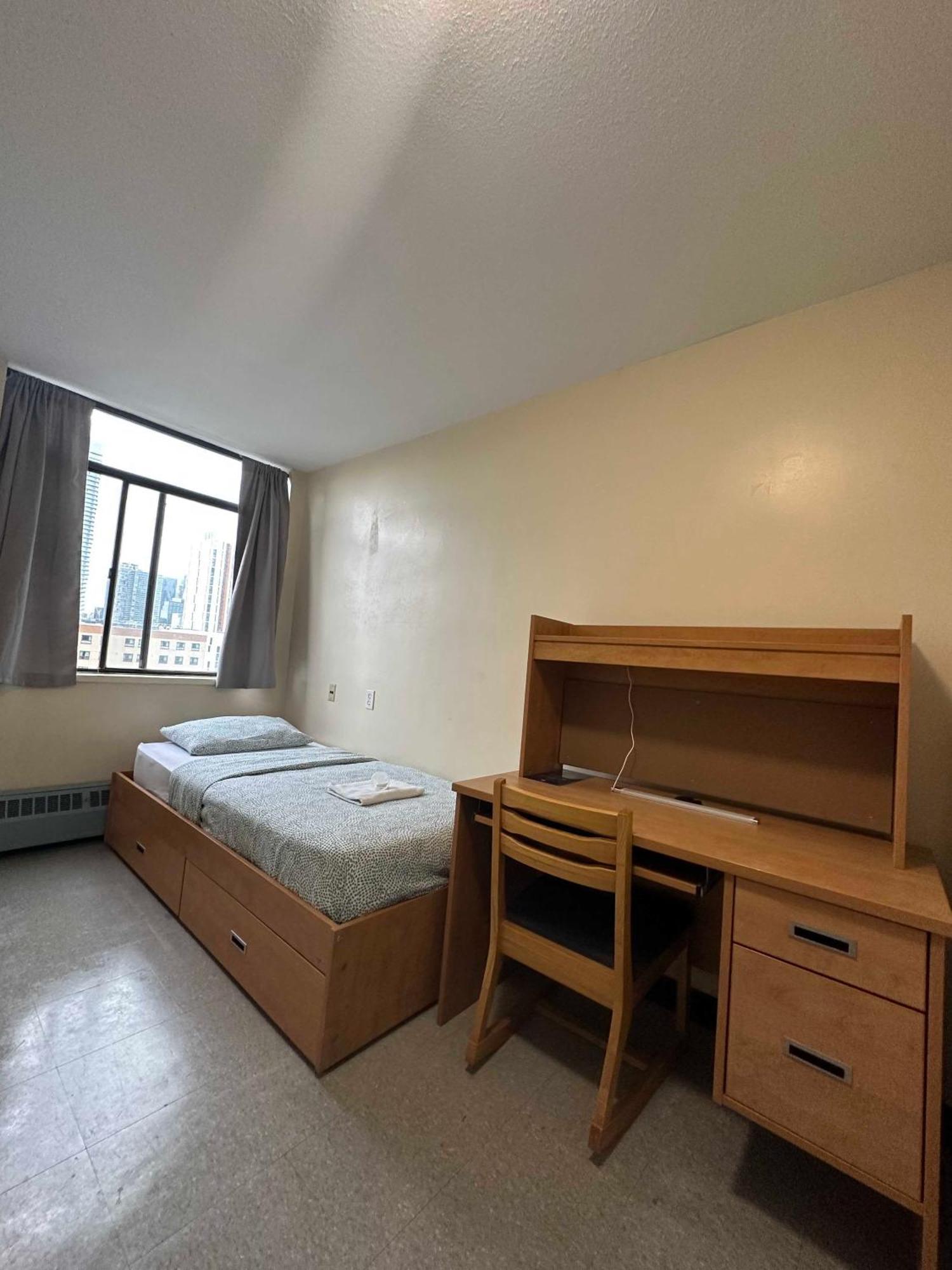 Neill Wycik Hotel Toronto Kültér fotó
